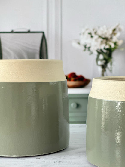 Cache-pot Cobi – Beige & Vert Sauge